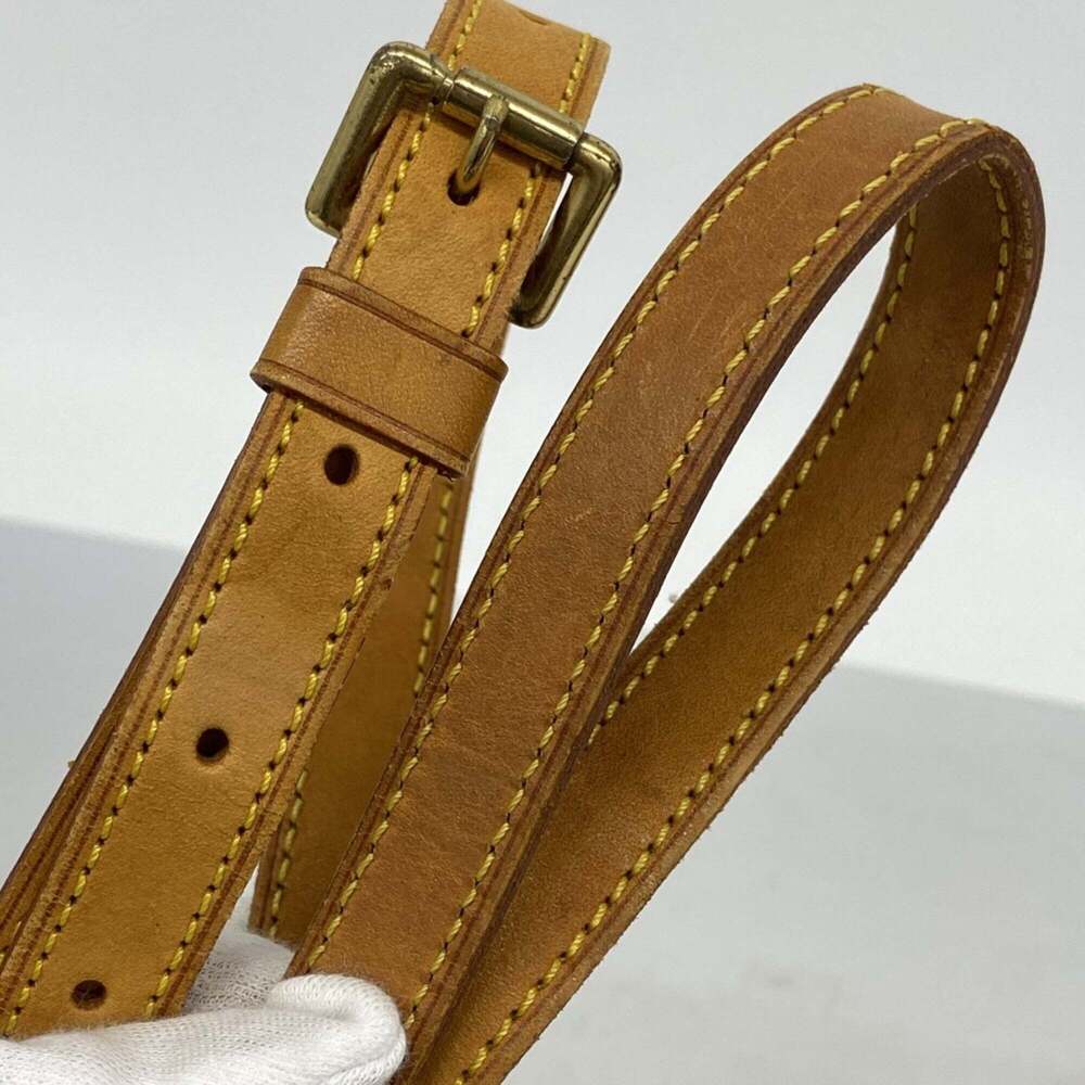 LOUIS VUITTON Brown Monogram Shoulder Bag - Picture 8 of 10